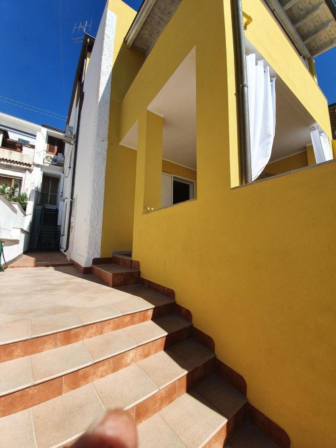 Apartmán Yellowhouse Cala Gonone Exteriér fotografie