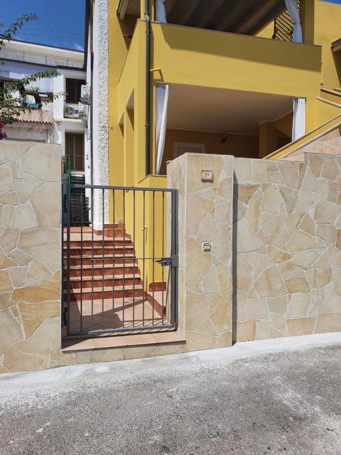 Apartmán Yellowhouse Cala Gonone Exteriér fotografie