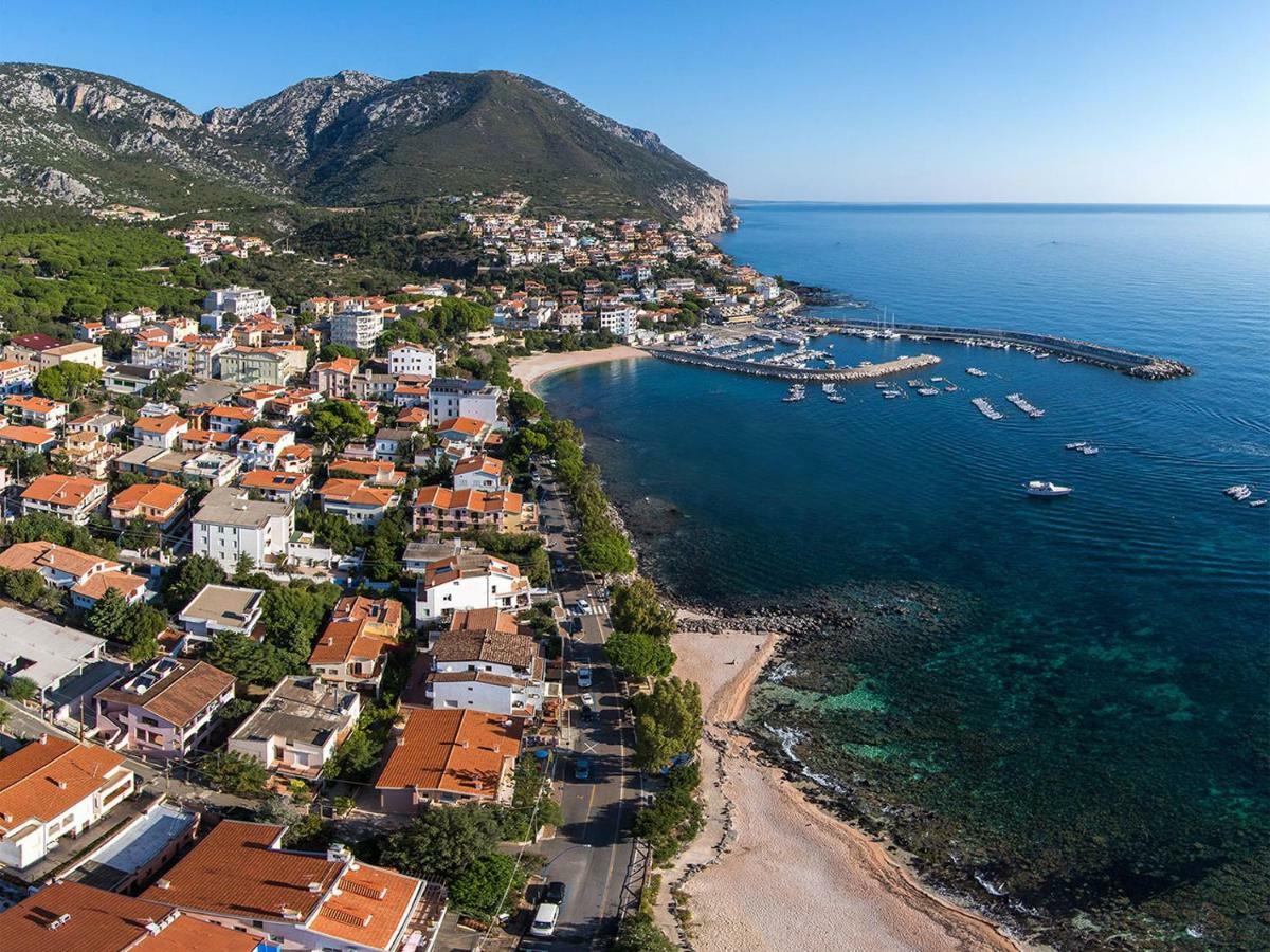Apartmán Yellowhouse Cala Gonone Exteriér fotografie